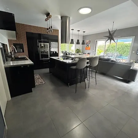 5km Du Circuit 24h Le Mans 别墅